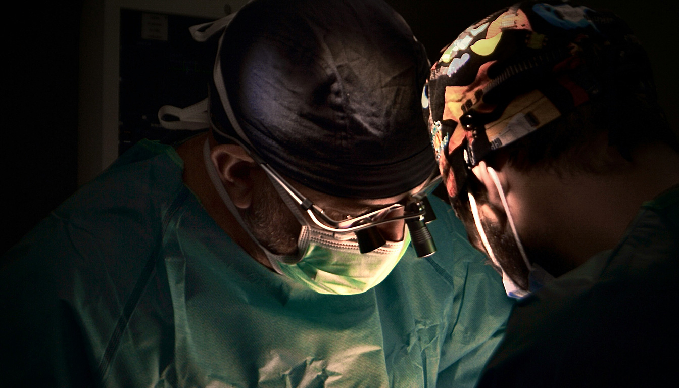 découvrez les différences de salaire des neurochirurgiens selon les secteurs public, privé et à l'international pour mieux comprendre les opportunités professionnelles.