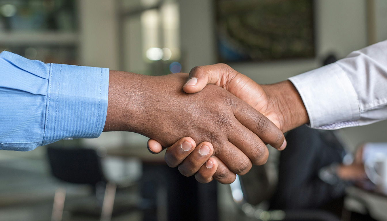 découvrez si le passage d'un cdd à un cdi nécessite un avenant ou un nouveau contrat, avec des explications claires et des conseils pratiques pour bien gérer cette transition professionnelle.