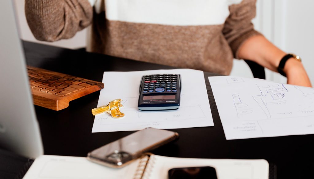 découvrez comment convertir un salaire brut de 1800 € en net, avec le calcul détaillé, le montant réel à percevoir et un exemple concret pour mieux comprendre.