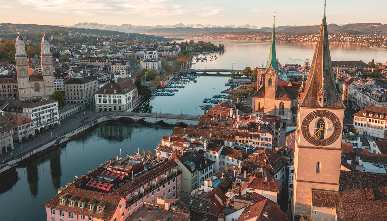 découvrez le montant du smic en suisse, les variations selon les cantons et la conversion actuelle en euros pour mieux comprendre le pouvoir d'achat.
