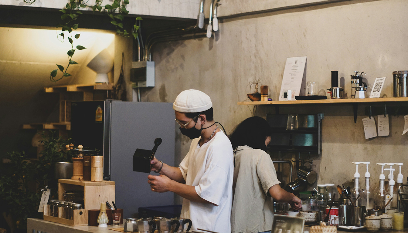 découvrez le salaire moyen en thaïlande, son évolution au fil des années et comment le convertir en euros pour mieux comprendre le pouvoir d'achat dans ce pays.