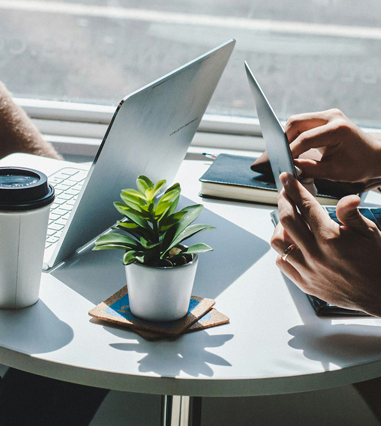 qui somme nous nova pro