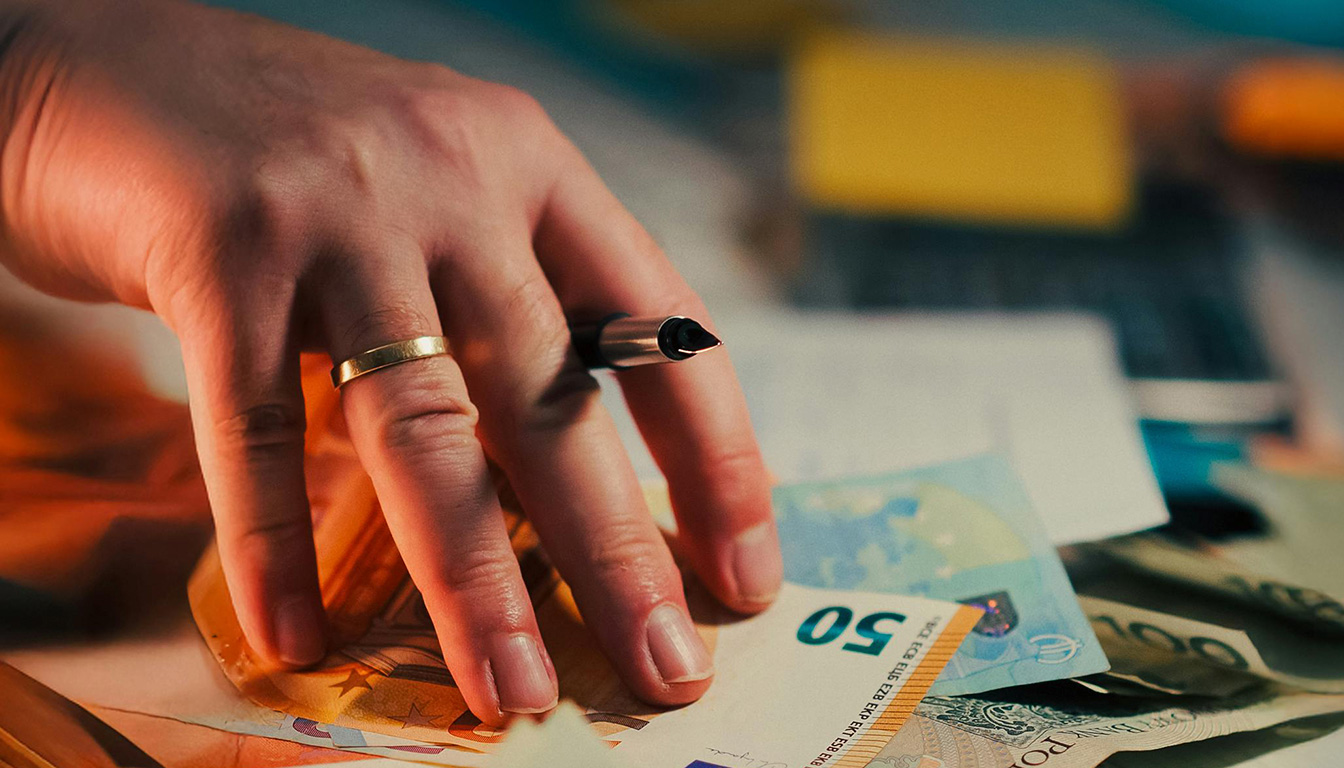 découvrez comment calculer votre salaire brut en net facilement grâce à nos méthodes fiables, outils pratiques et conseils pour éviter les pièges courants.