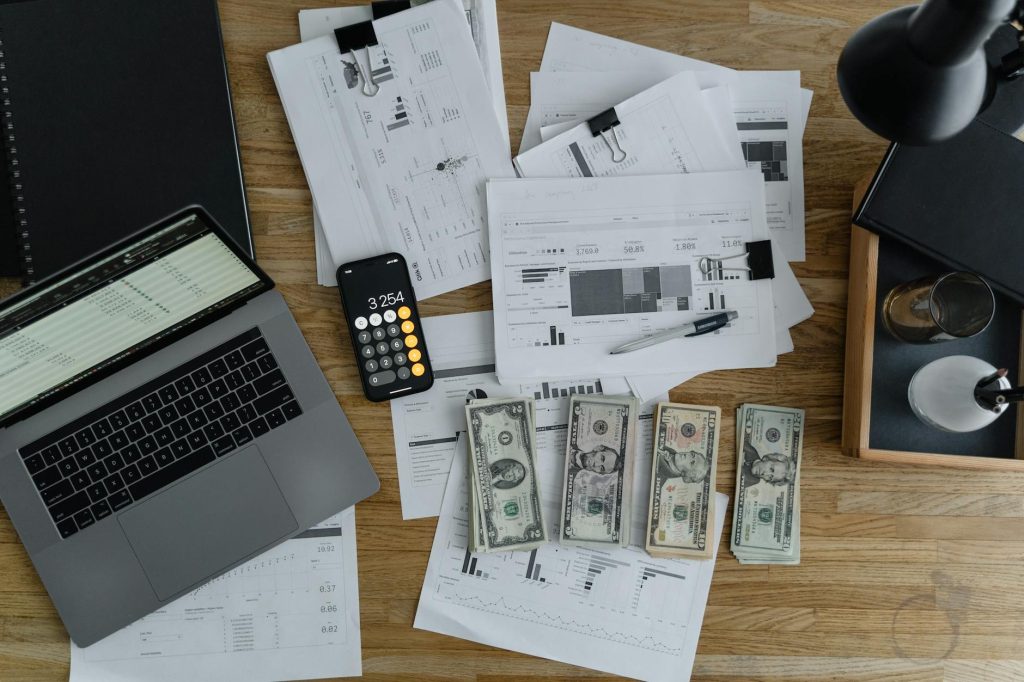 Smic 2021 montant net, brut — calculatrice documents financiers salaire