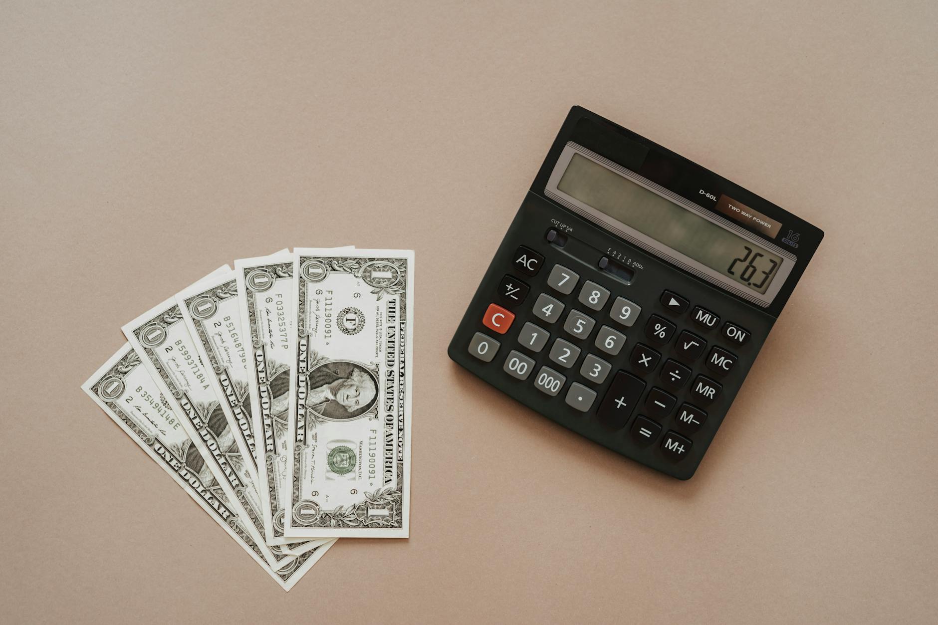 Smic brut horaire 2026 : montant officiel et repères indispensables — calculatrice argent salaire horaire