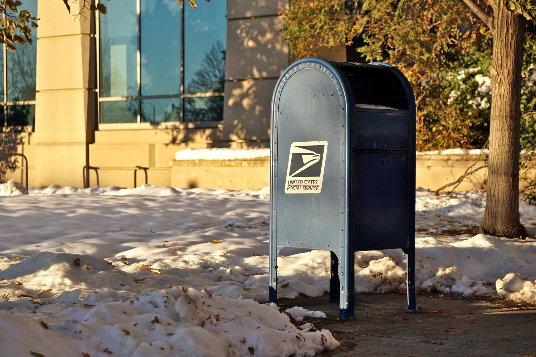 NPAI : signification postale et usages concrets dans la distribution du courrier — bureau de service postal livraison de courrier