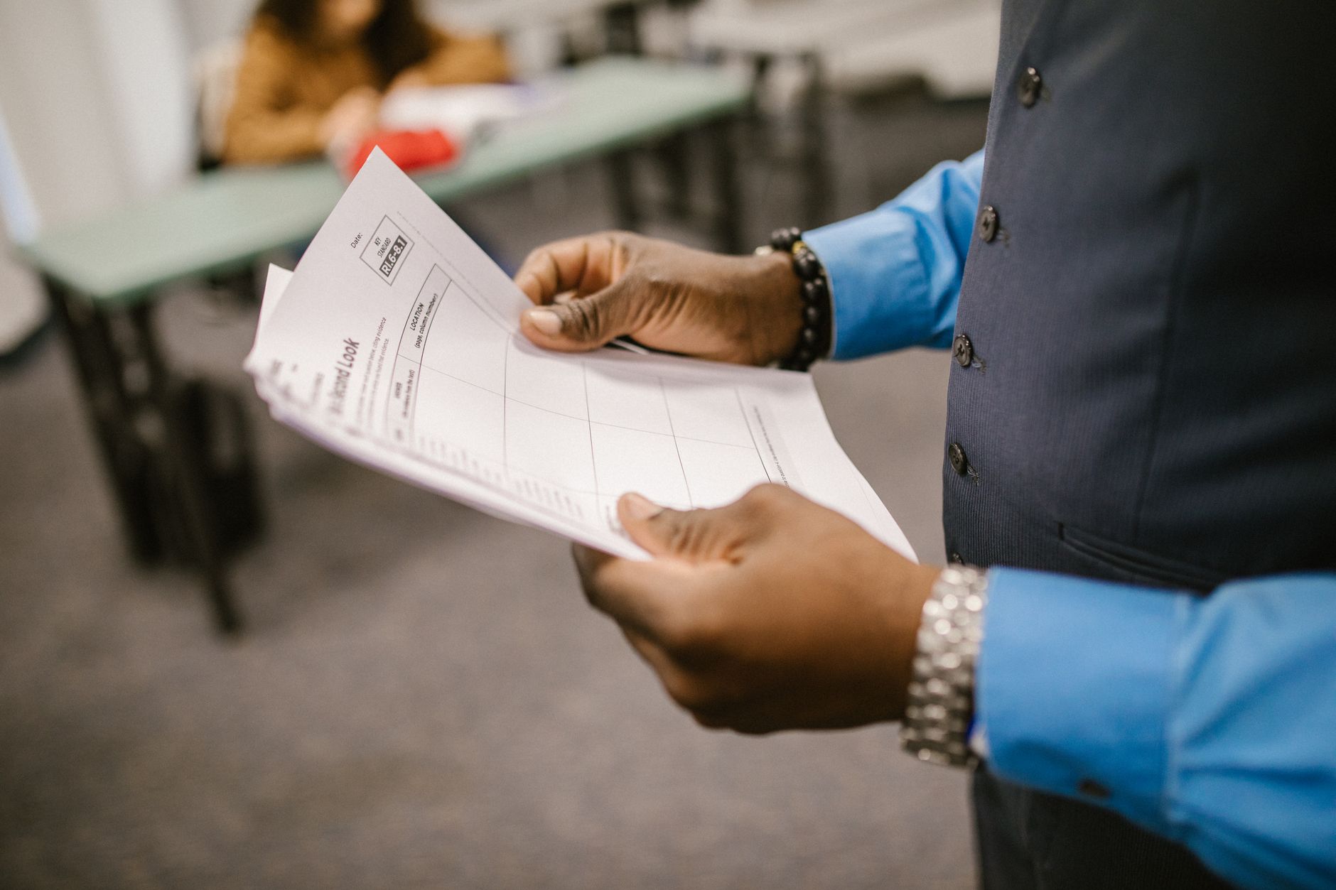 Tests d’orientation gratuits et modèles RIASEC : ce qu’ils apportent vraiment à ton choix de carrière — résultats de test d'orientation professionnelle