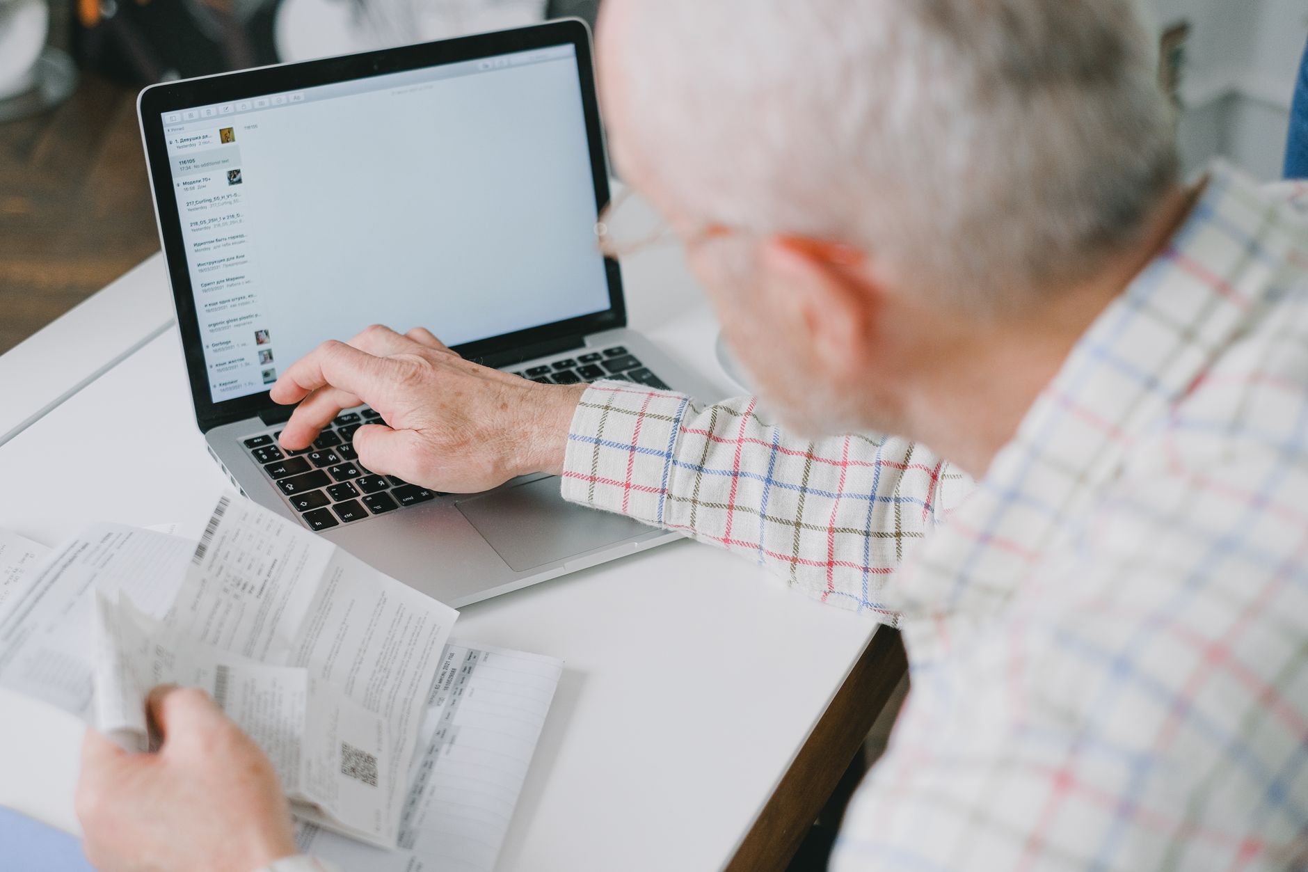 Compte retraite et Carsat en ligne : bien démarrer le suivi de son dossier — documents de retraite en ligne