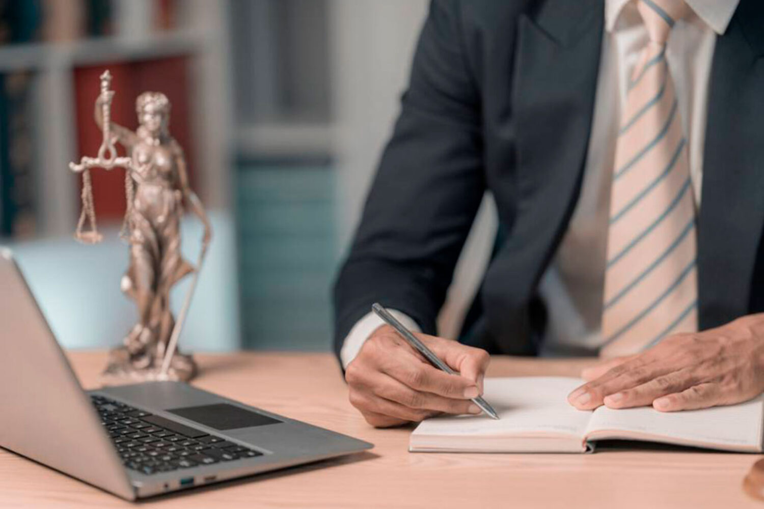 Contrôle fiscal : pourquoi solliciter les conseils d&rsquo;un avocat fiscaliste à Nice ?