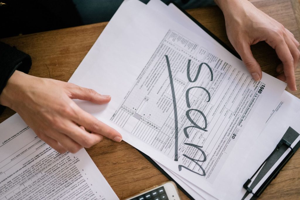 À partir de quel montant — documents d'enquête sur la fraude